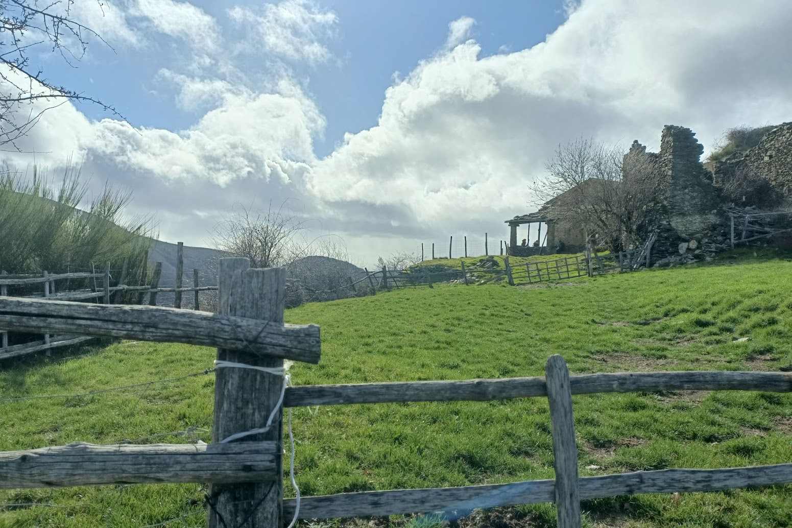 306-Le col de l'Asclié en passant par les 4 Jasses, le Chemin du Milieu et le col de l'Homme Mort – Image 2